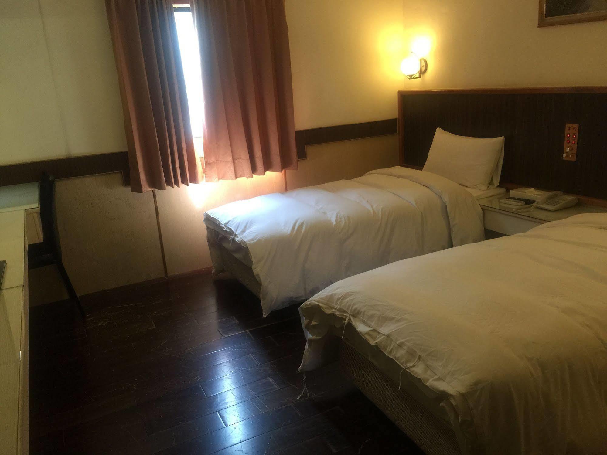 Galaxy Hotel Zhongli Buitenkant foto